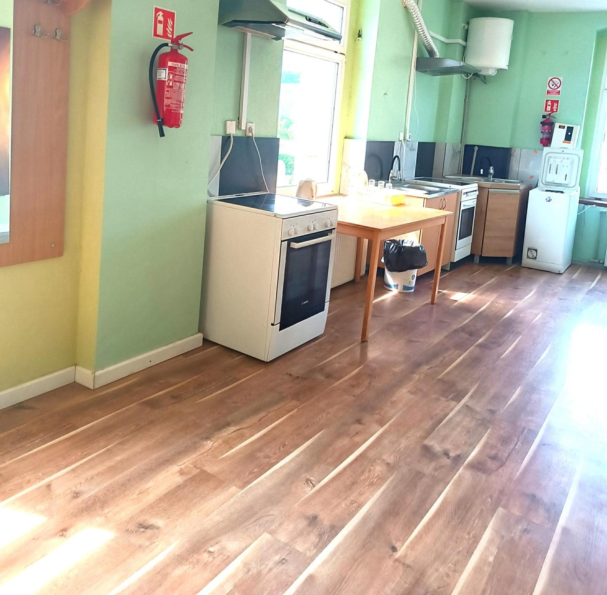 Hostel Krosnienska 12 زيلونا غورا المظهر الخارجي الصورة