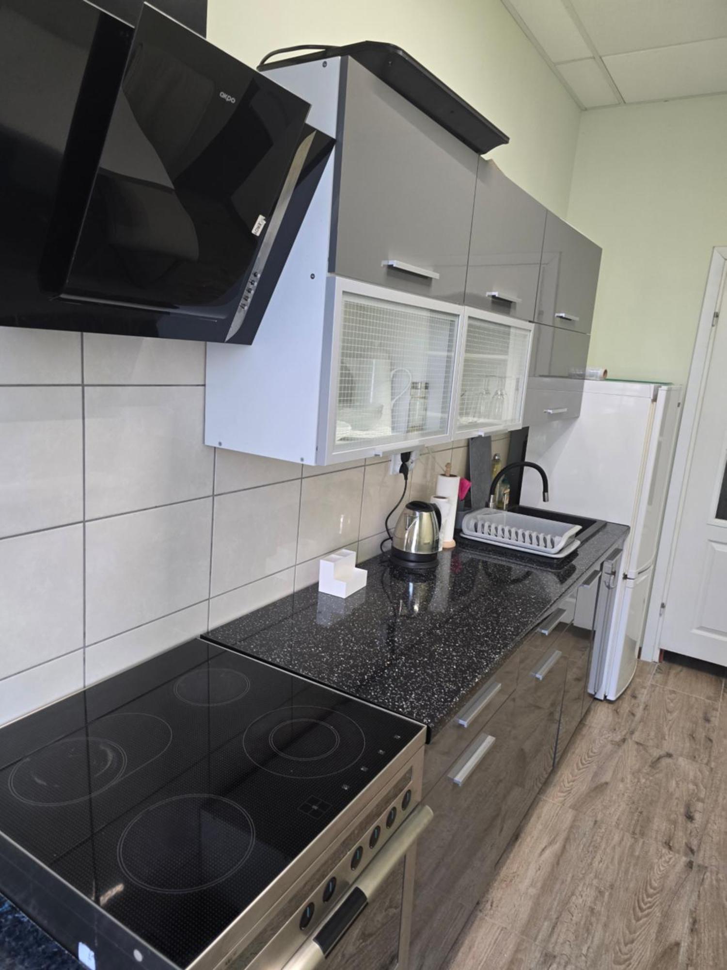 Hostel Krosnienska 12 زيلونا غورا المظهر الخارجي الصورة