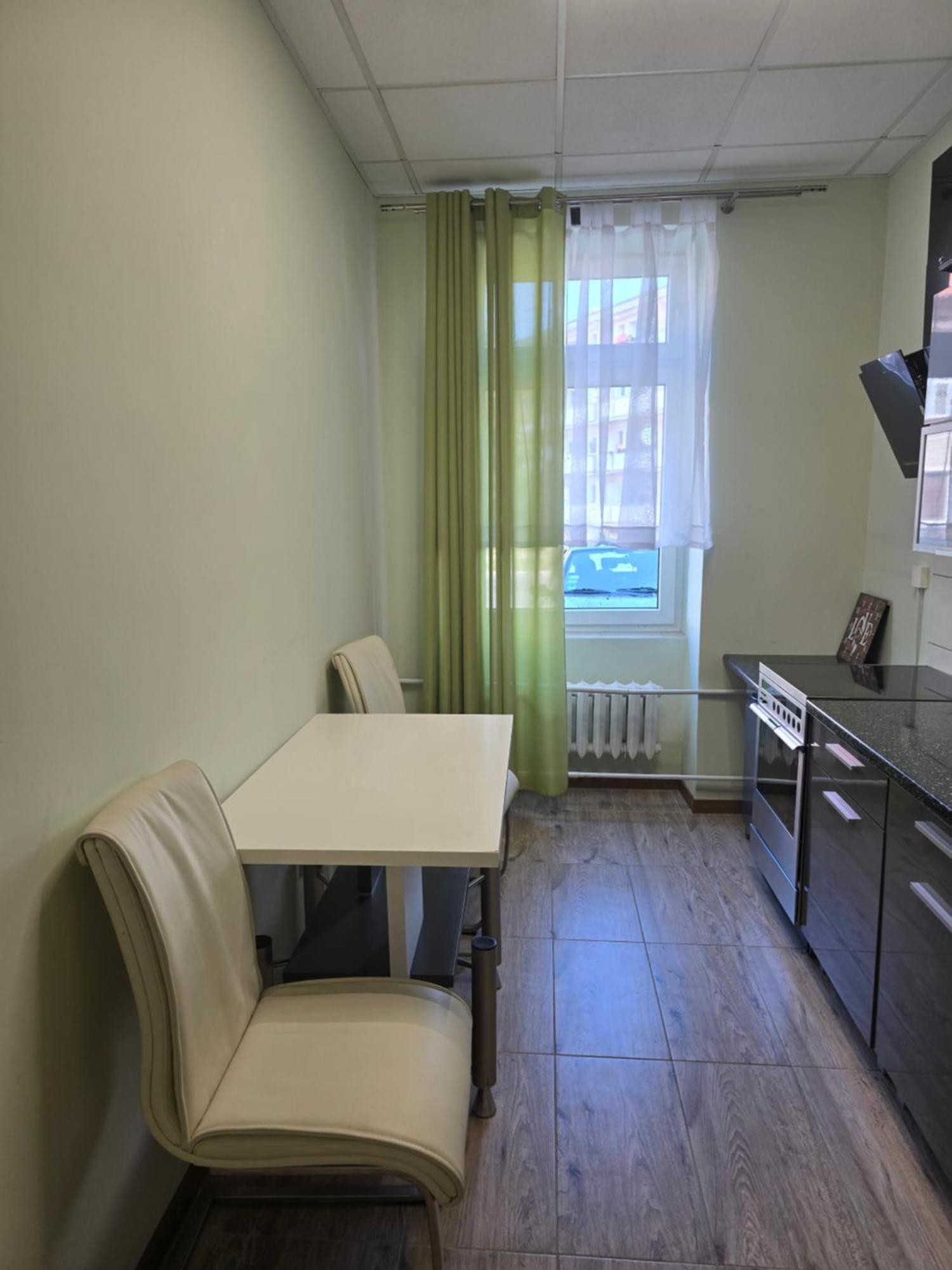 Hostel Krosnienska 12 زيلونا غورا المظهر الخارجي الصورة