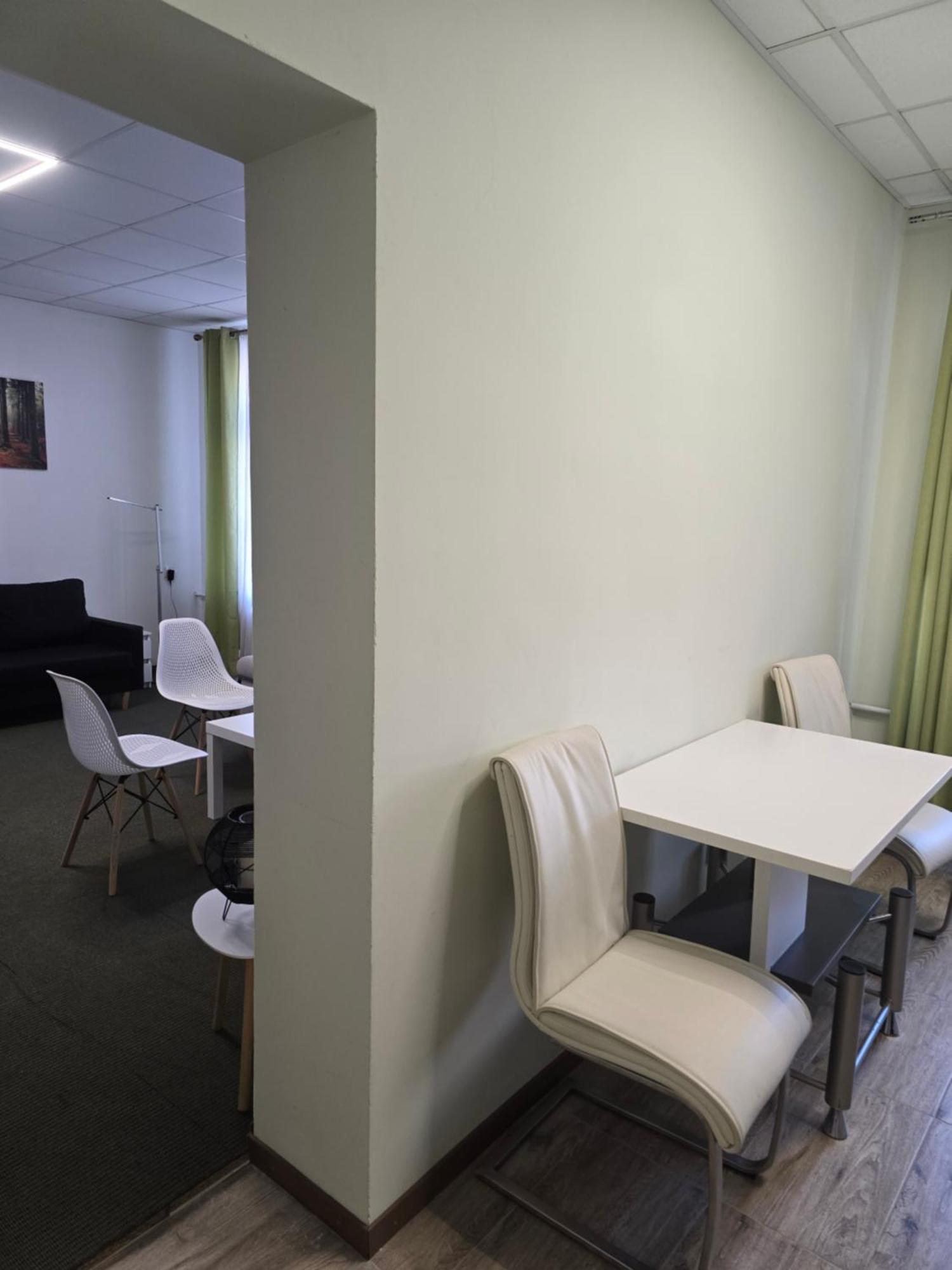 Hostel Krosnienska 12 زيلونا غورا المظهر الخارجي الصورة